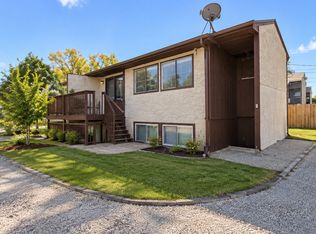 1591 Sloan St, Saint Paul, MN 55130