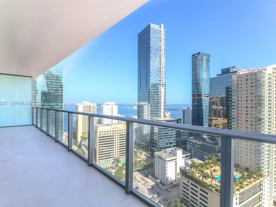 1300 S Miami Ave #2706
