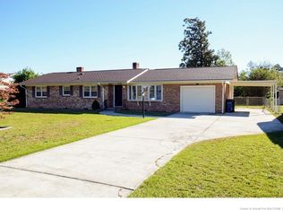 6424 Greengate Hill Rd, Fayetteville, NC 28303