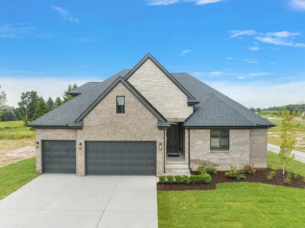 57011 Veridian Blvd, Washington, MI 48094