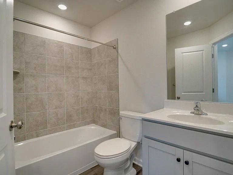 1350 Red Clover Ln — Photo 29