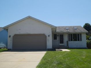 3008 Sutherland Rd, Springfield, IL 62702