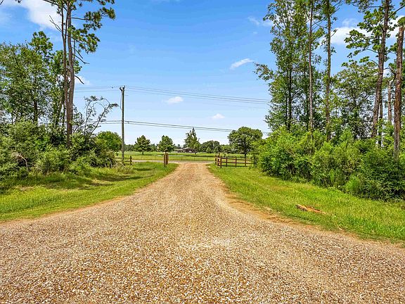 2nd image of 2061 W Houston River Rd