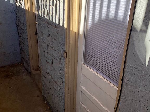 2nd image of 1615 8th Ave APT 3