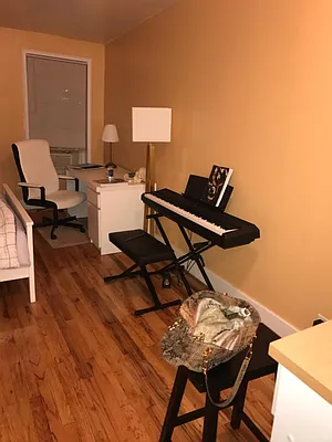 Rented by Remax Edge | media 14