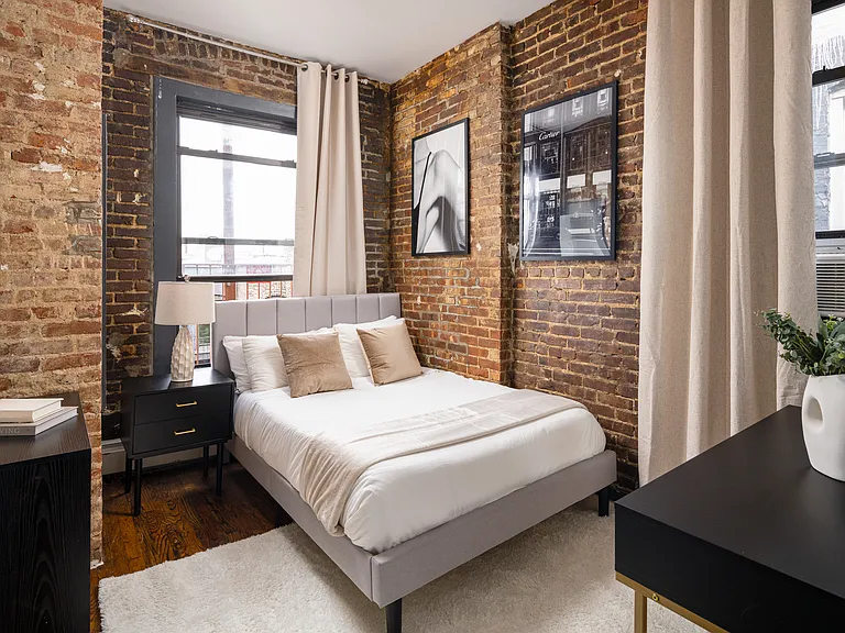 509 E 87th St #4B — Photo 4