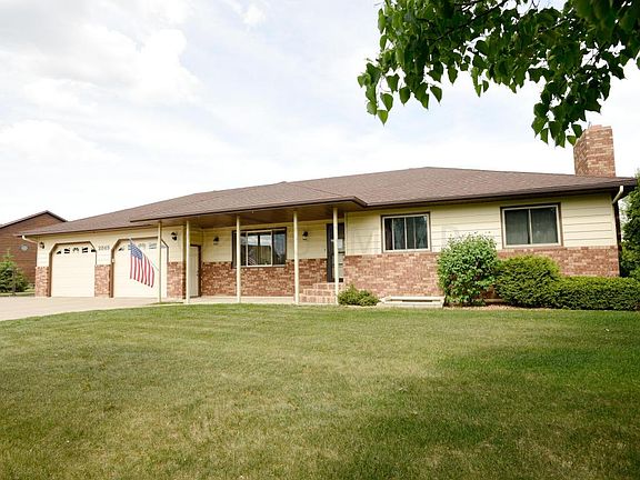 2nd image of 2849 Vlg Green Dr W Loop