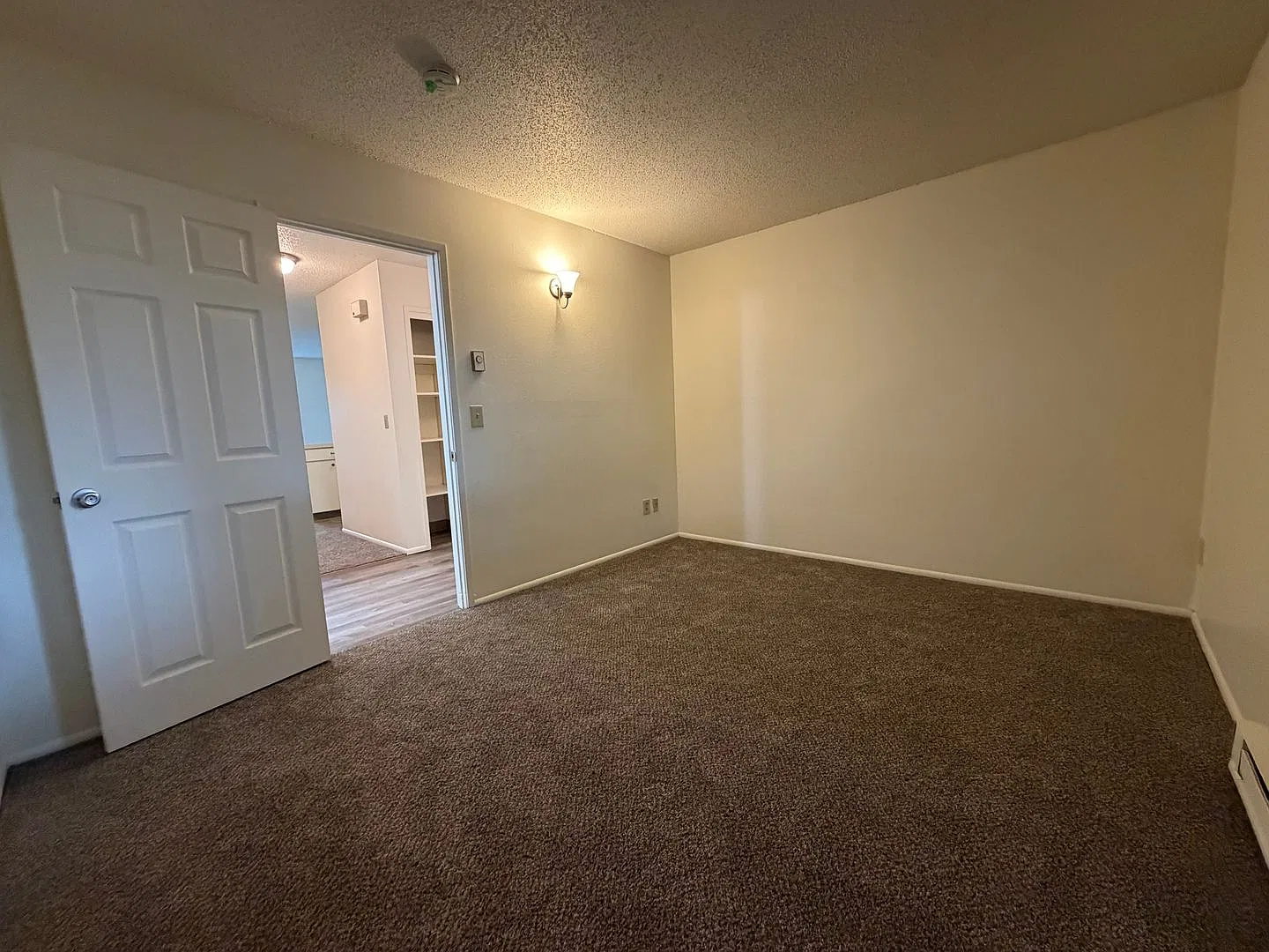JC0679 - Barbur Place Apartments — Photo 4