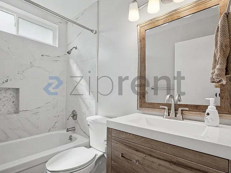 2307 N Cirby Way — Photo 30