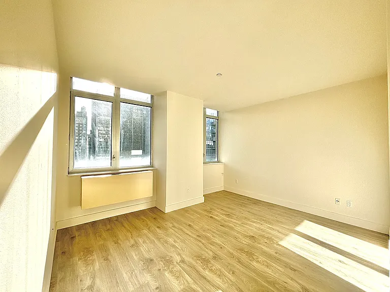229 W 60th St #3H — Photo 5
