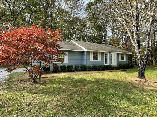 176 Twin Lakes Rd, Ripley, MS 38663