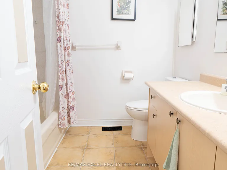 118 Redkey Dr — Photo 17