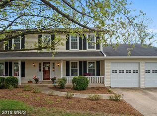 1355 Butter Churn Dr, Herndon, VA 20170