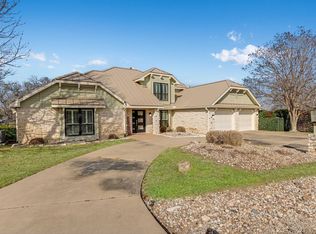 100 Boot Hl, Horseshoe Bay, TX 78657