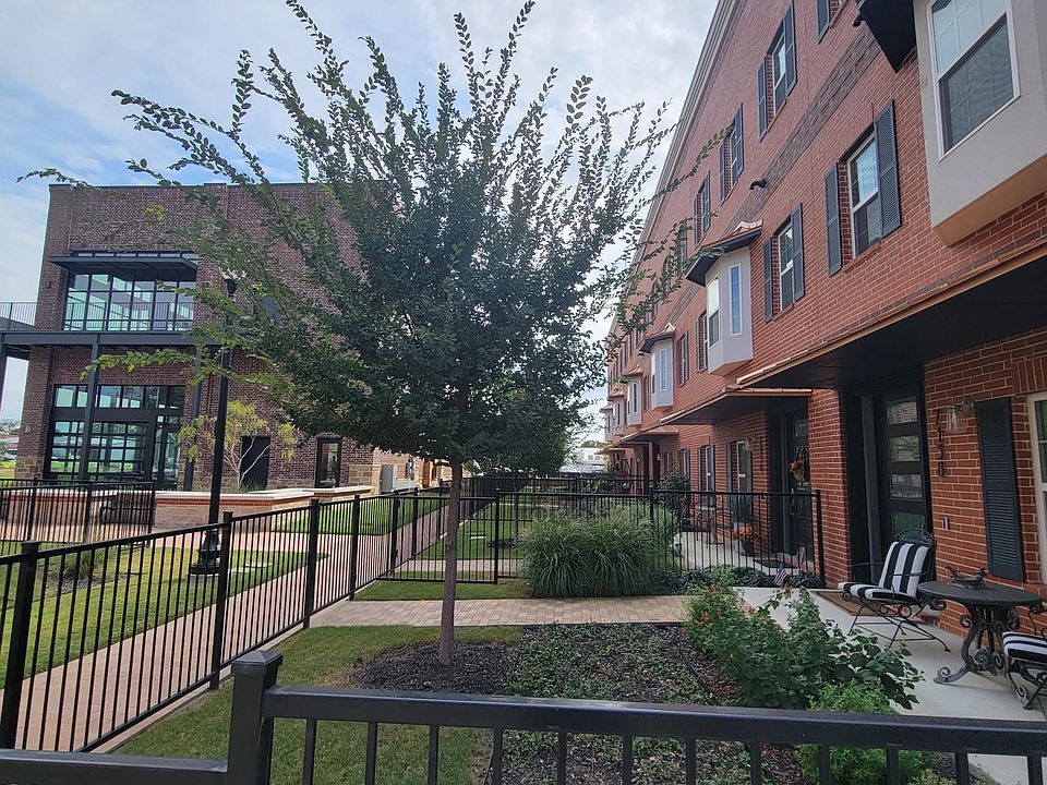 1st image of 7162 Birch Mews