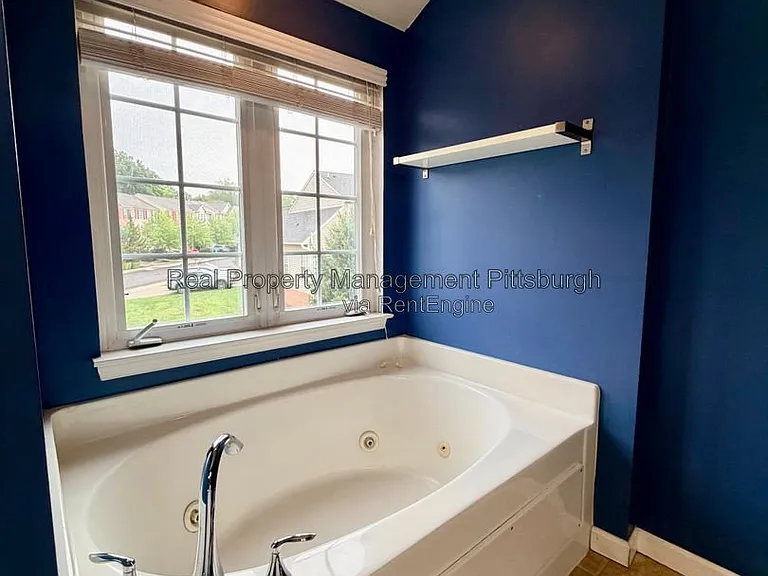 11 Morningtide Ct — Photo 14