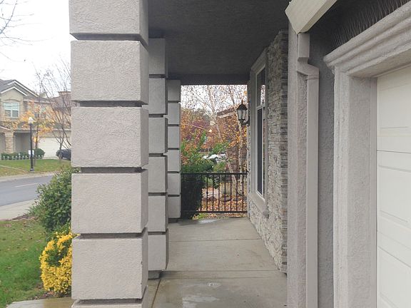 4th image of 3045 Sparrow Dr