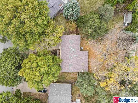 3rd image of 835 Sage Cir