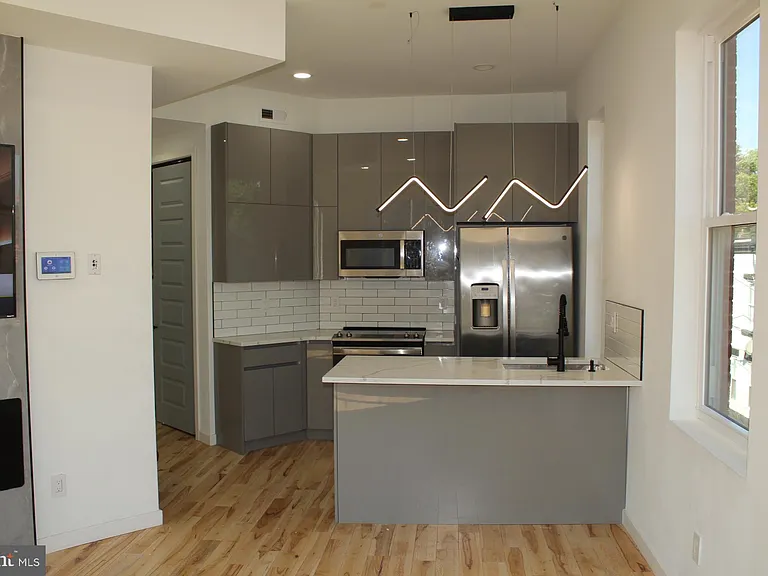 3017 Ridge Ave #C — Photo 9