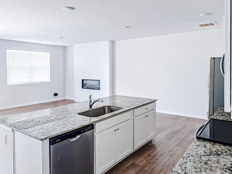 5312 Melbourne Ln — Photo 9