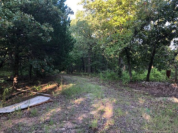2nd image of 20664 W Hickory Dr