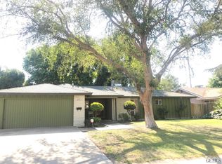 812 Hewlett St, Bakersfield, CA 93309