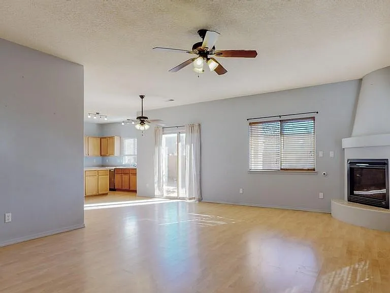 7312 Dancing Eagle Ave NE — Photo 4