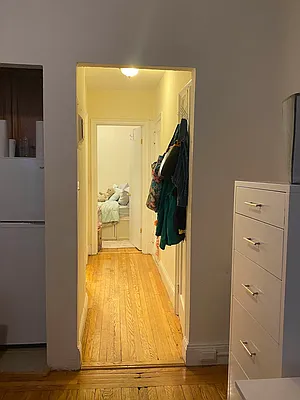Rented by Urban Real Estate Property Group Inc | media 18