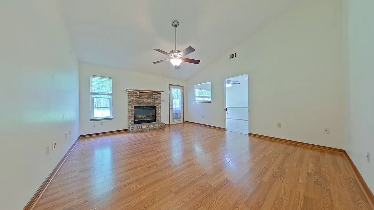 2986 Windsor Circle — Photo 3