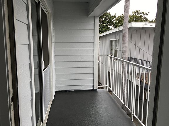 2nd image of 1066 Coronado Ave