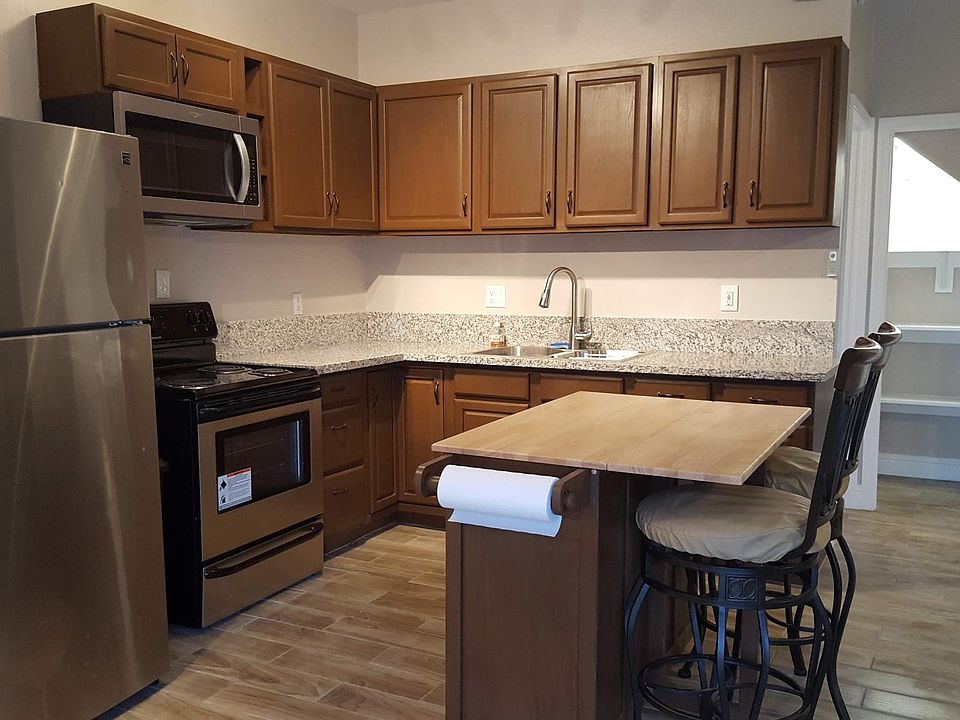 1st image of 8383 Crowder Ln