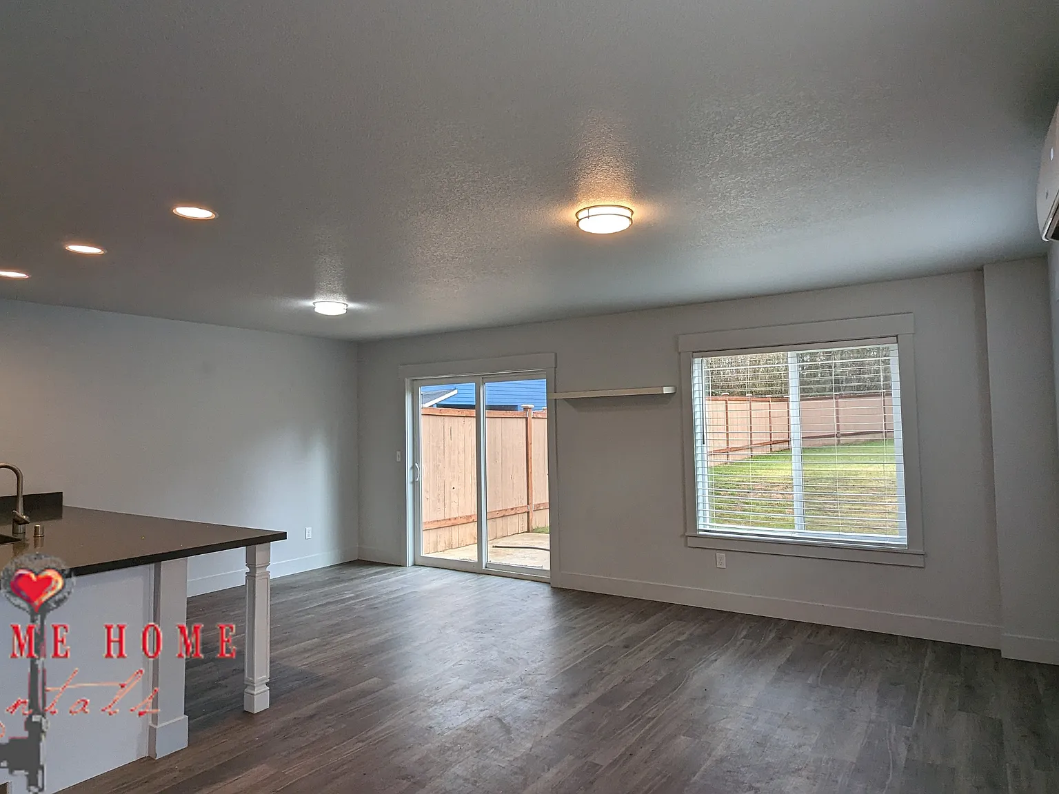 3 bed, 2.5 bath, $2,200 — Photo 3