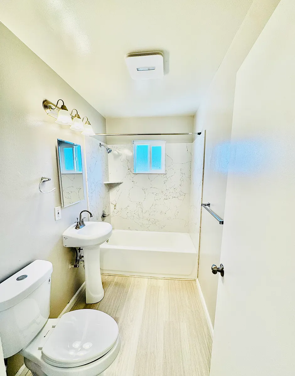 Bathroom - 352 E Travis Blvd #D