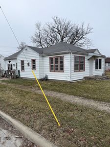 195 S Douglas Ave, Bradley, IL, 60915