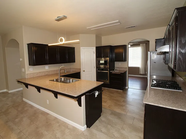 2542 E Omaha Ave — Photo 7