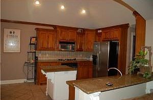 5th image of 10007 Loveland Ct