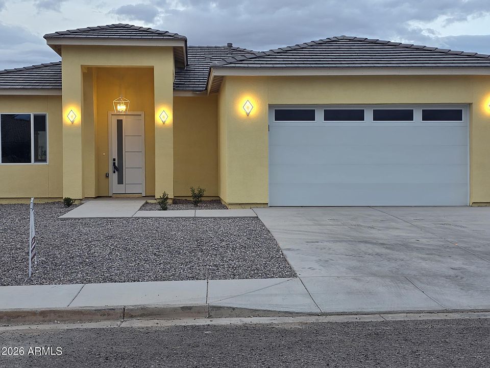 1st image of 3142 E Old Palo Verde Drive