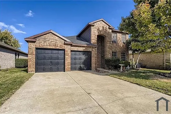 4 bed, 2385 sqft, $3,500 — Photo 3