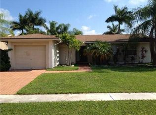 16905 SW 5th Way, Weston, FL 33326