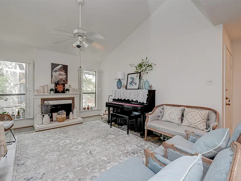 7900 N Stadium Dr #260 — Photo 2
