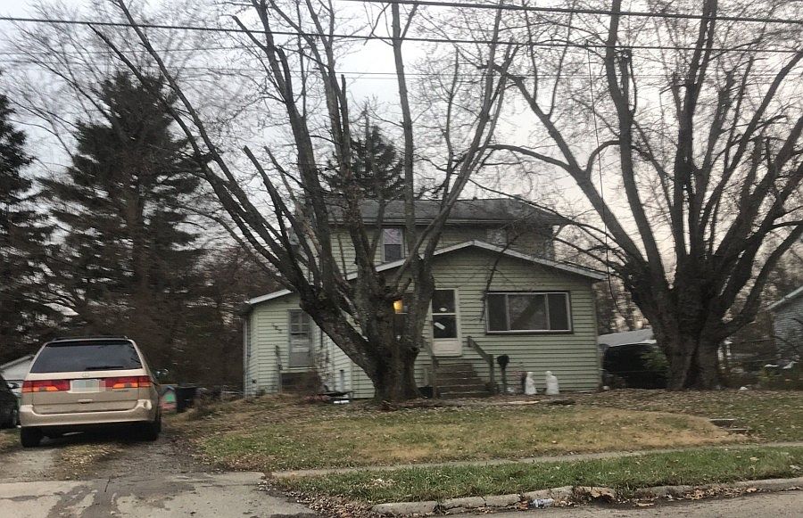 1st image of 107 Collingwood Ave