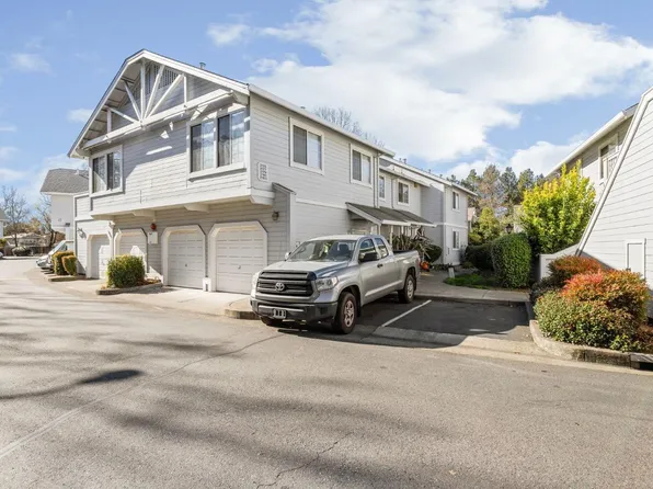 2177 Sunleaf Lane, Santa Rosa, CA 95403