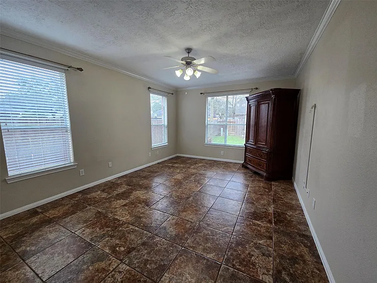 12331 Natchez Park Ln — Photo 9