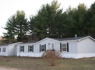 20 Carr St, Franklin, NH 03235