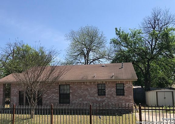 3rd image of 714 S Chupaderas St