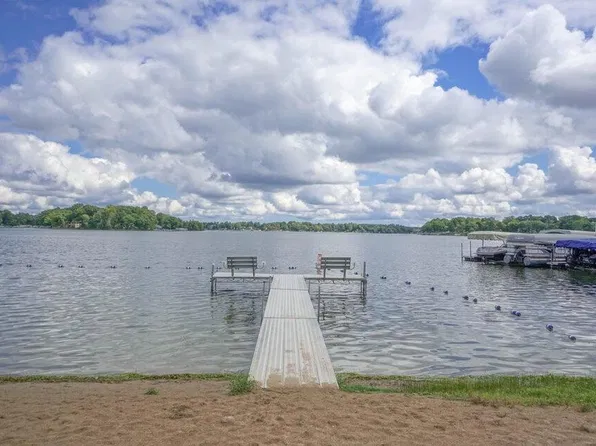W354N6191 Marina DRIVE, Oconomowoc, WI 53066