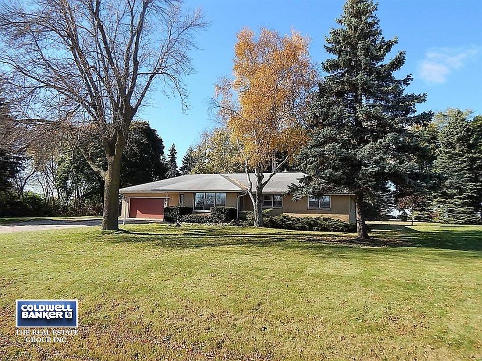 YOUR HOME IN THE COUNTRY!