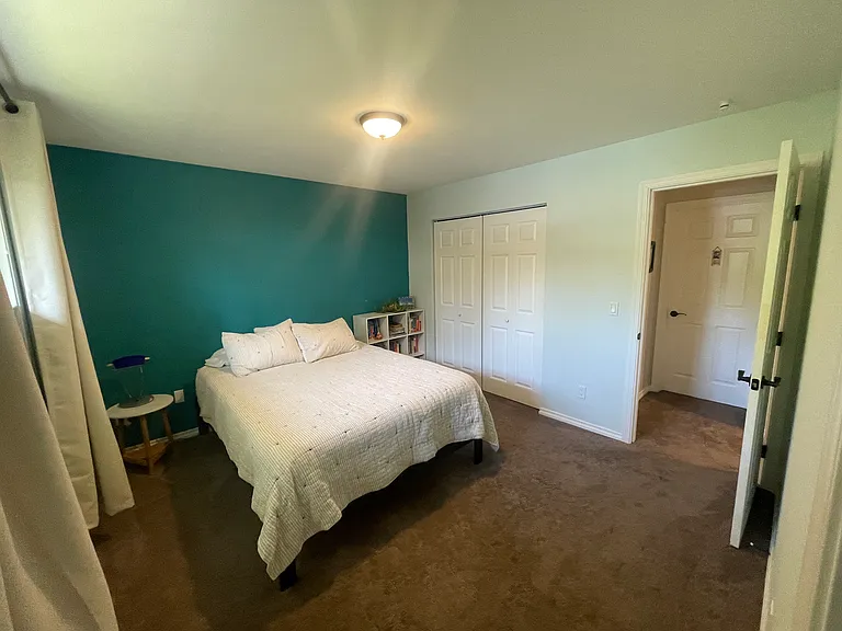 Master bedroom (upstairs)