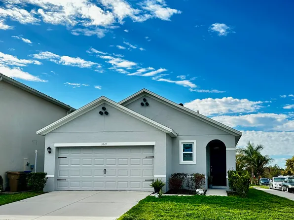 3227 Grouse Ave, Kissimmee, FL 34744
