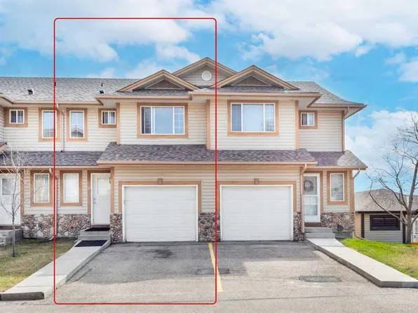 281 W Citadel Point NW, Calgary, AB T3G 5L2